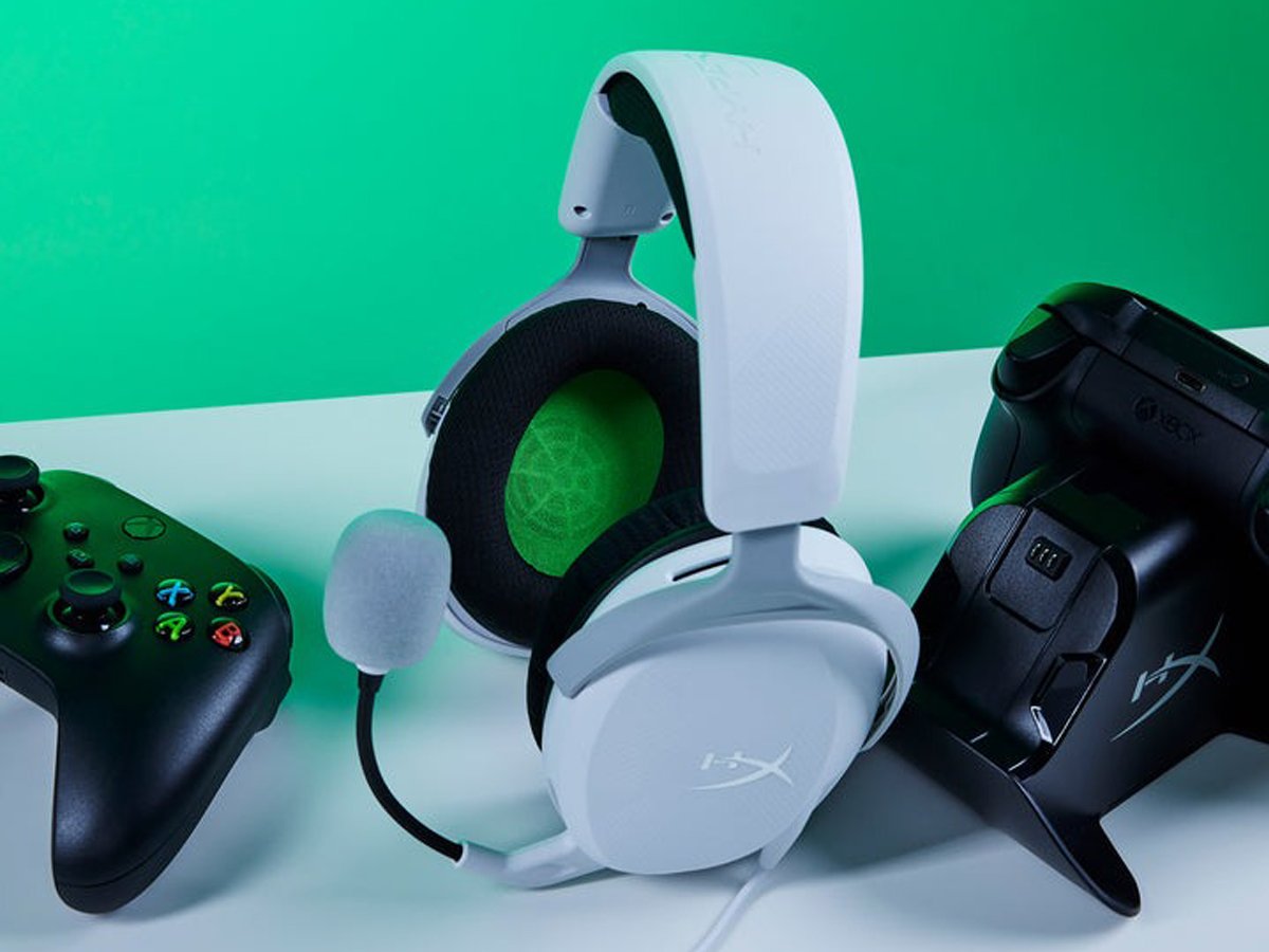 Zestaw słuchawkowy HyperX CloudX Stinger 2 Core do Xbox Biały - Grafika lifestyle