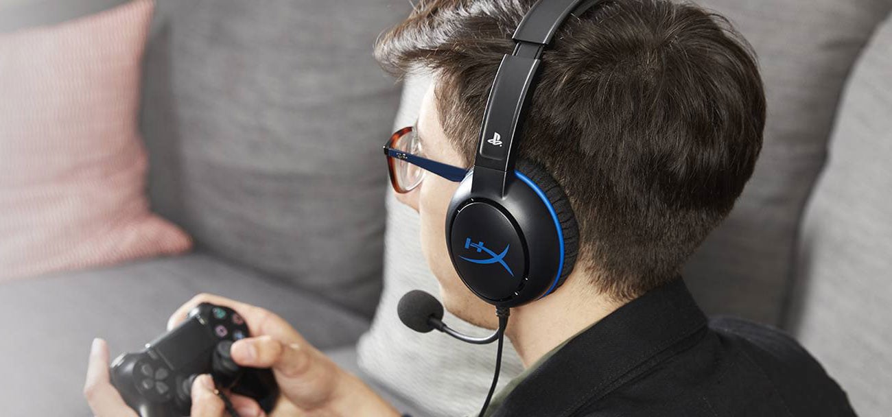 Słuchawki przewodowe HyperX Cloud Chat for PS4 HX-HSCCHS-BK/EM