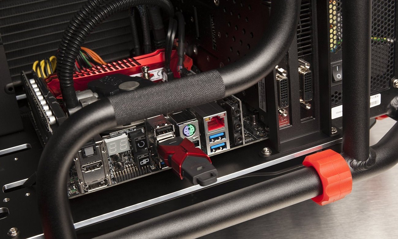 HyperX 256GB Savage USB 3.1 Gen 1 350MB/s