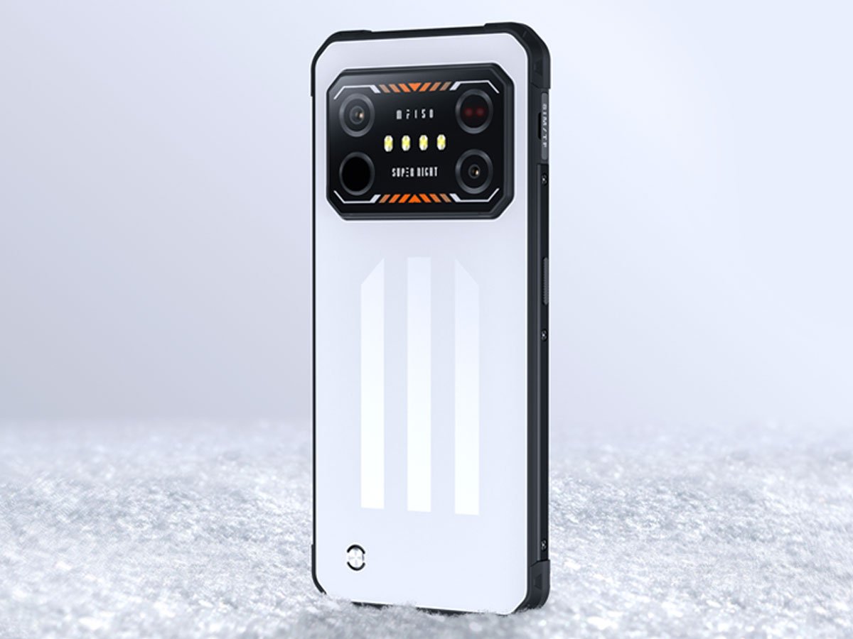 Smartfon IIIF150 Air1 Ultra 8/128GB 120Hz Biały lifestyle