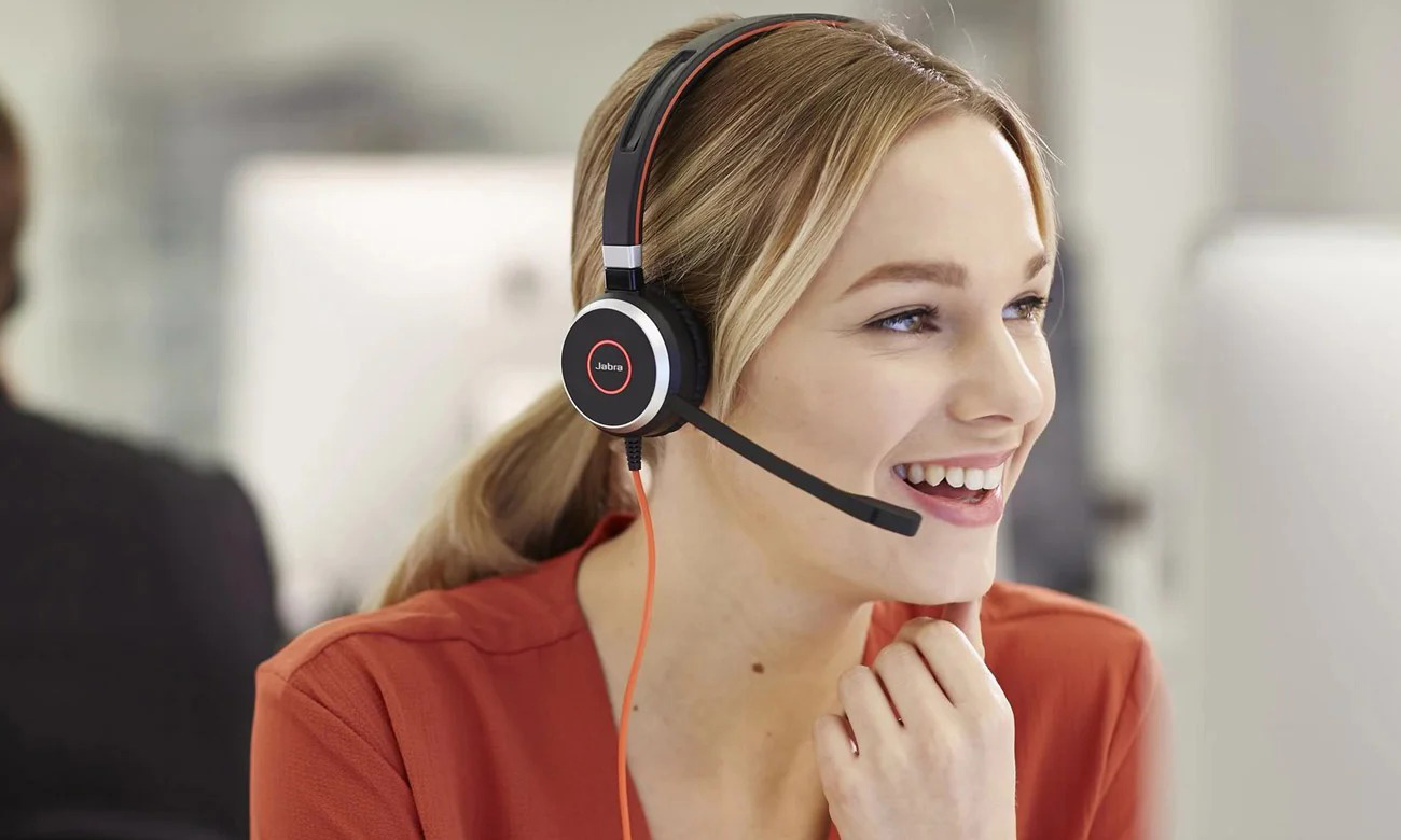 Zestaw słuchawkowy Jabra Evolve 40 - Grafika lifestyle