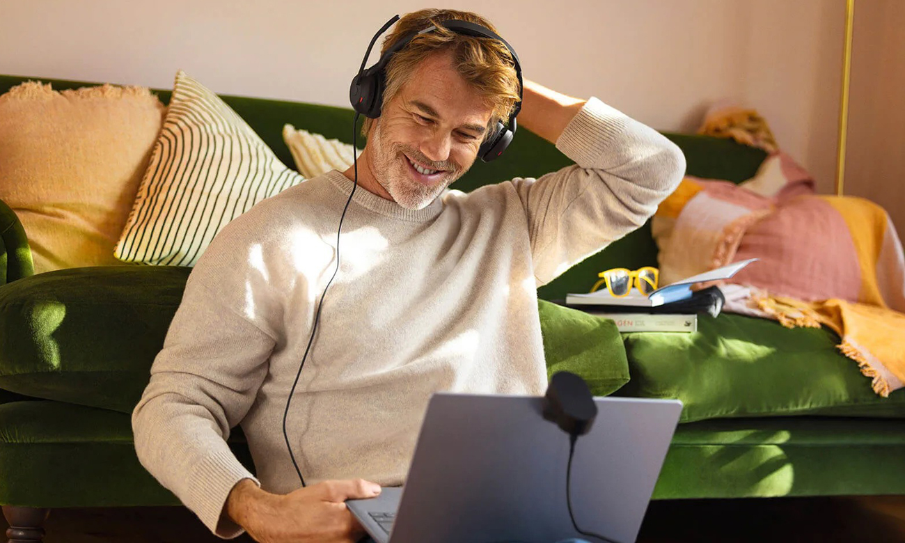 Zestaw słuchawkowy Jabra Evolve2 50 USB-A Mono - Grafika lifestyle