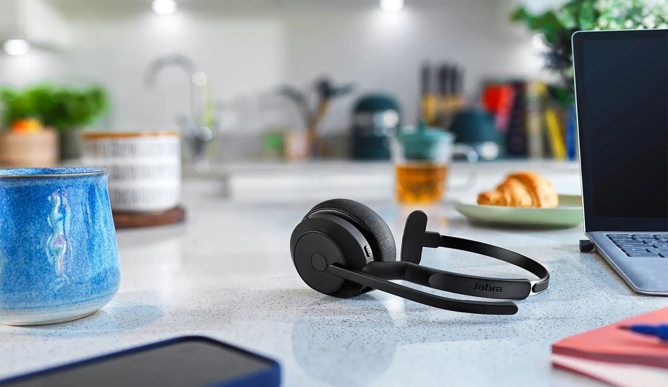 Zestaw słuchawkowy Jabra Evolve2 55 Mono - Grafika lifestyle