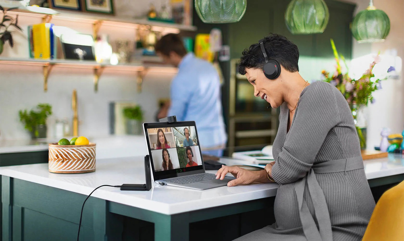 Zestaw słuchawkowy Jabra Evolve2 55 Mono - Grafika lifestyle