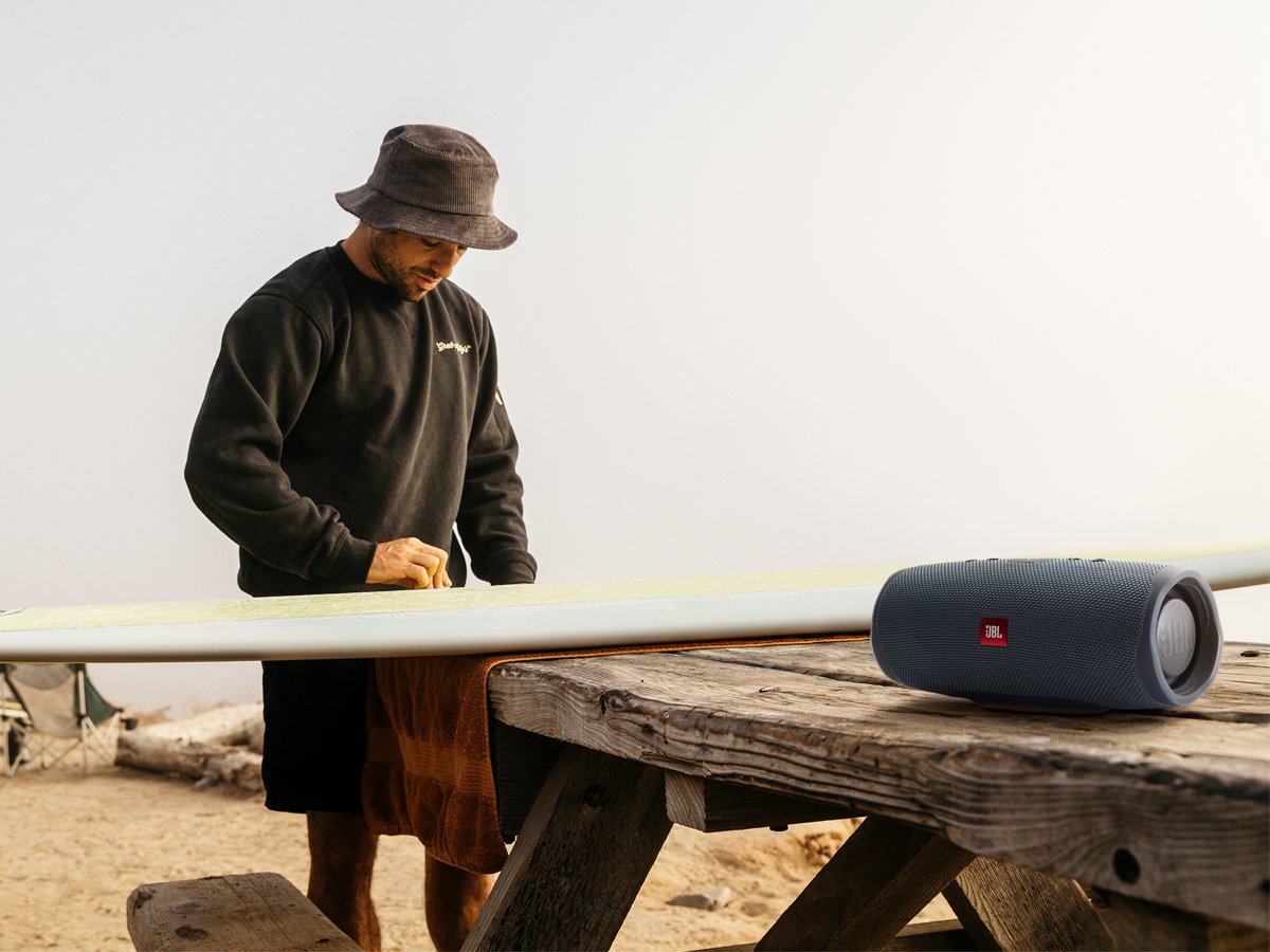 JBL Charge Essential 2
