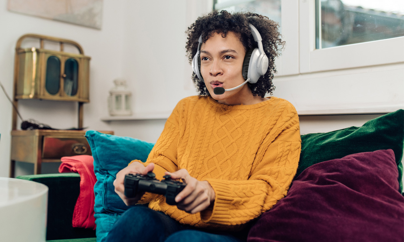 Bezprzewodowy zestaw słuchawkowy JBL Quantum 360P dla PlayStation - Podwójne połączenie bezprzewodowe