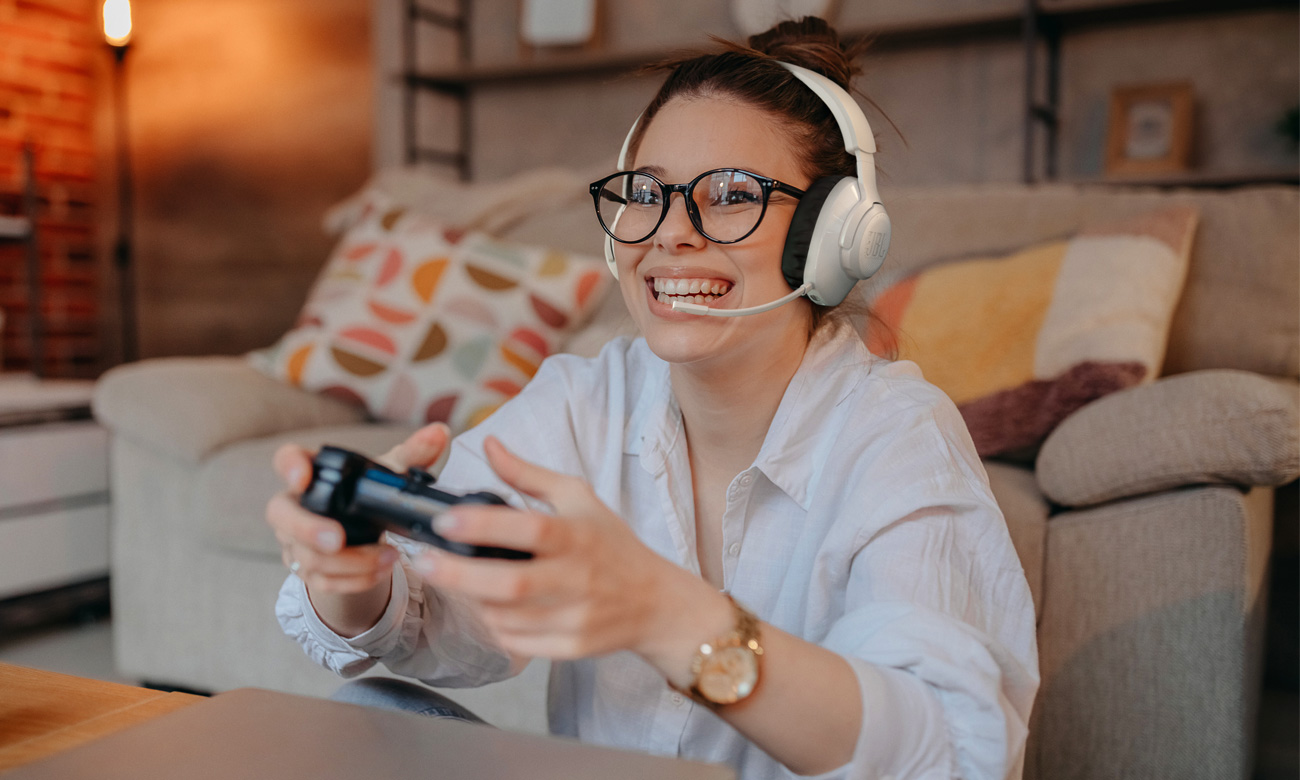 Bezprzewodowy zestaw słuchawkowy JBL Quantum 360P dla PlayStation - Odłączany mikrofon kierunkowy