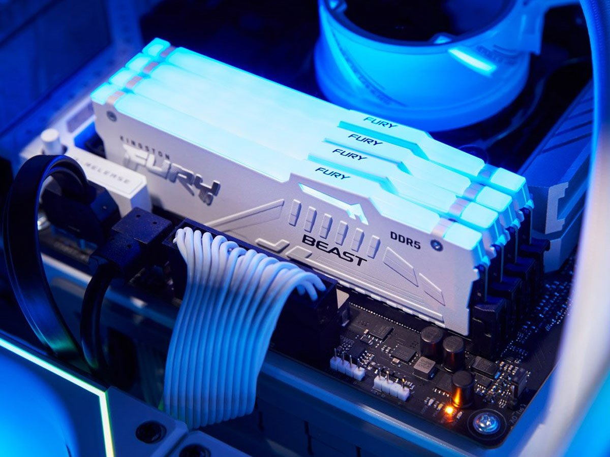 Pamięć RAM DDR5 Kingston FURY 64GB (2x32GB) 6000 CL30 Beast RGB White EXPO