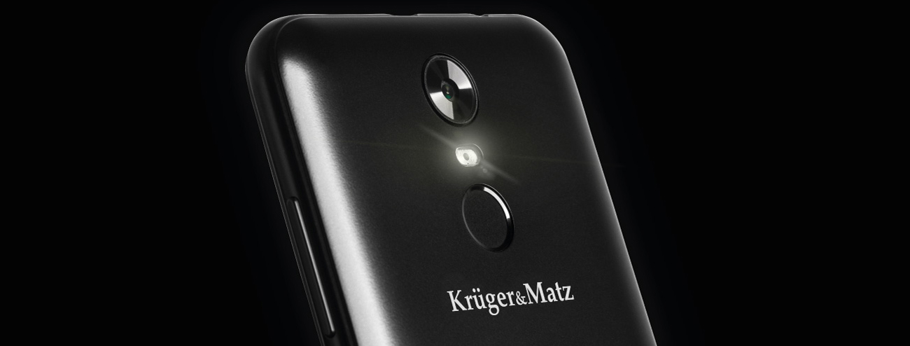 Kruger&Matz MOVE 8 aparat z lampą LED