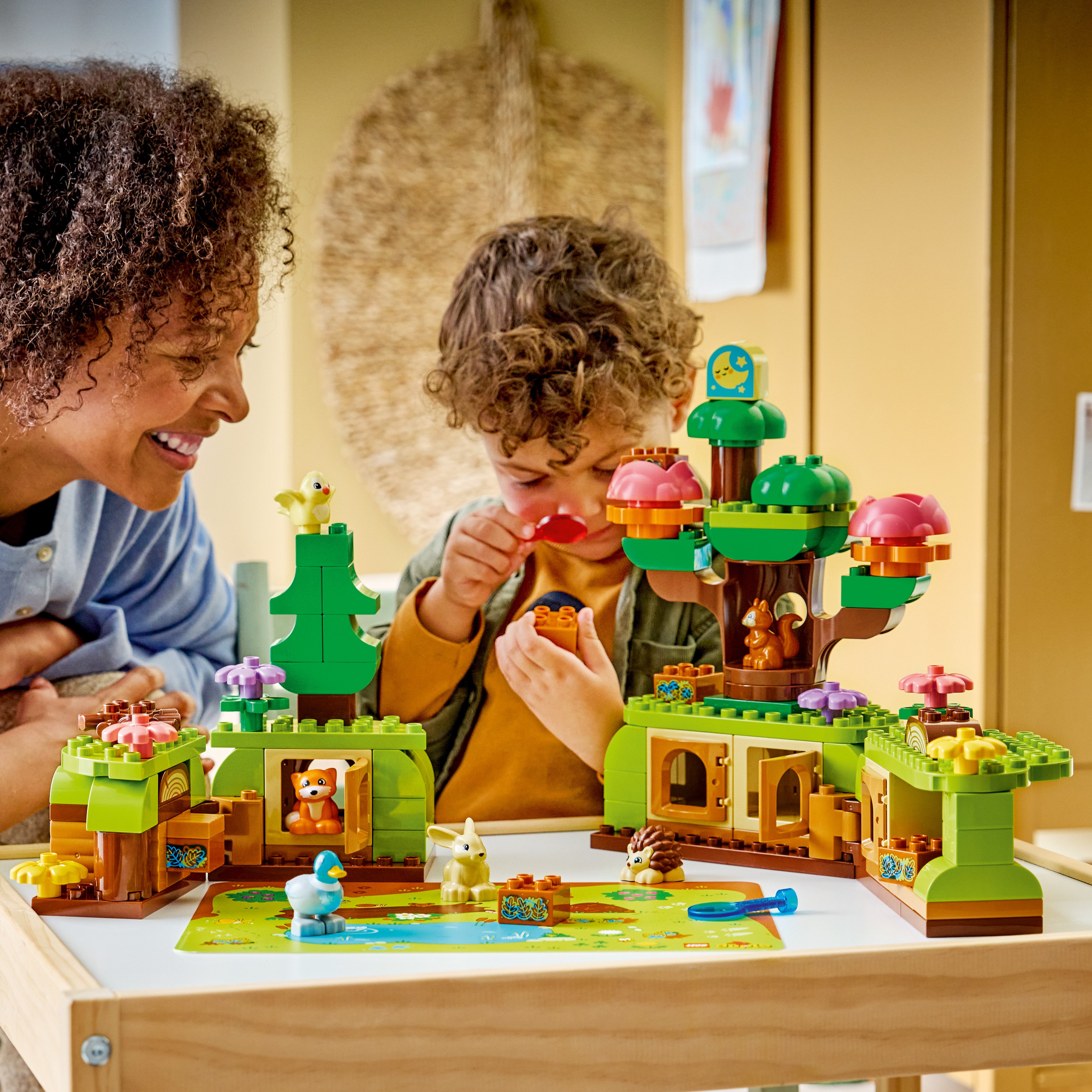 LEGO® DUPLO® Las odkrywców z dzikimi zwierzętami 10480