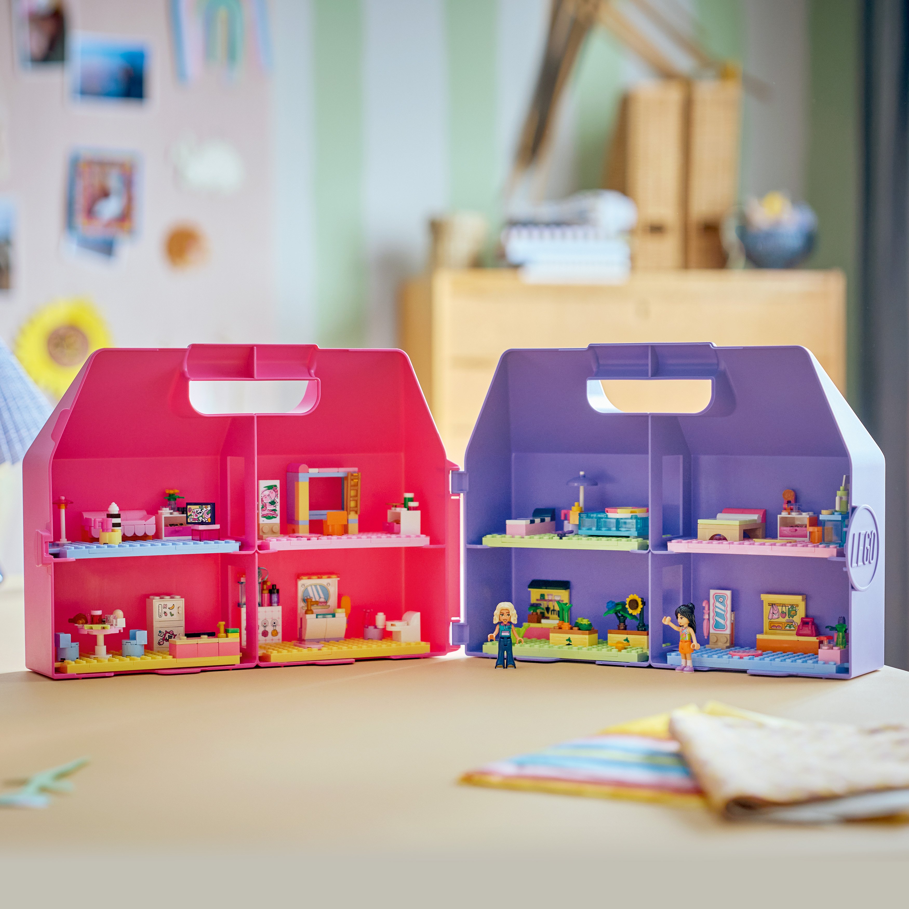 LEGO® Friends Kreatywna walizka z domkiem dla lalek 42697