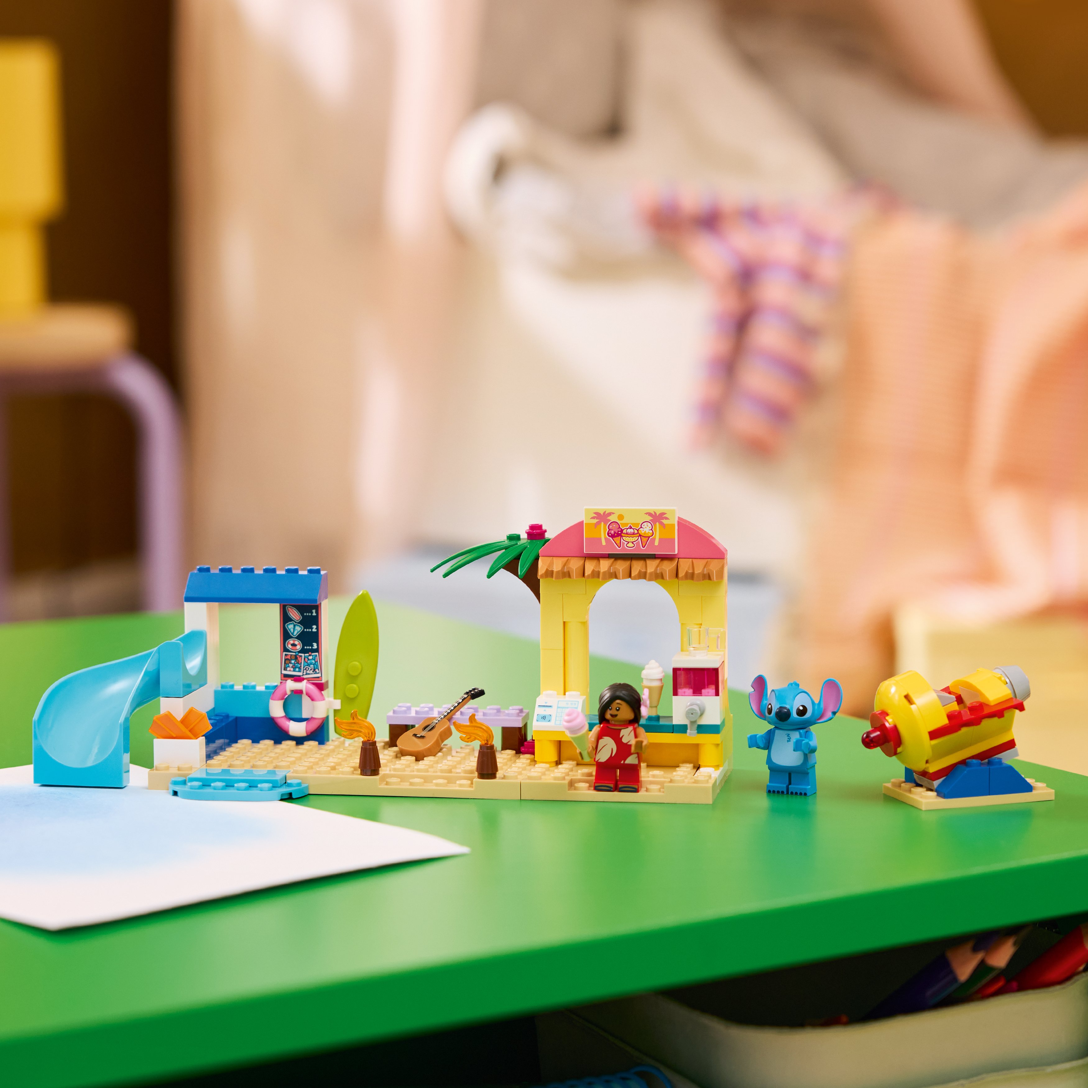 LEGO® ǀ Disney Zabawa na plaży z Lilo i Stitchem 43280