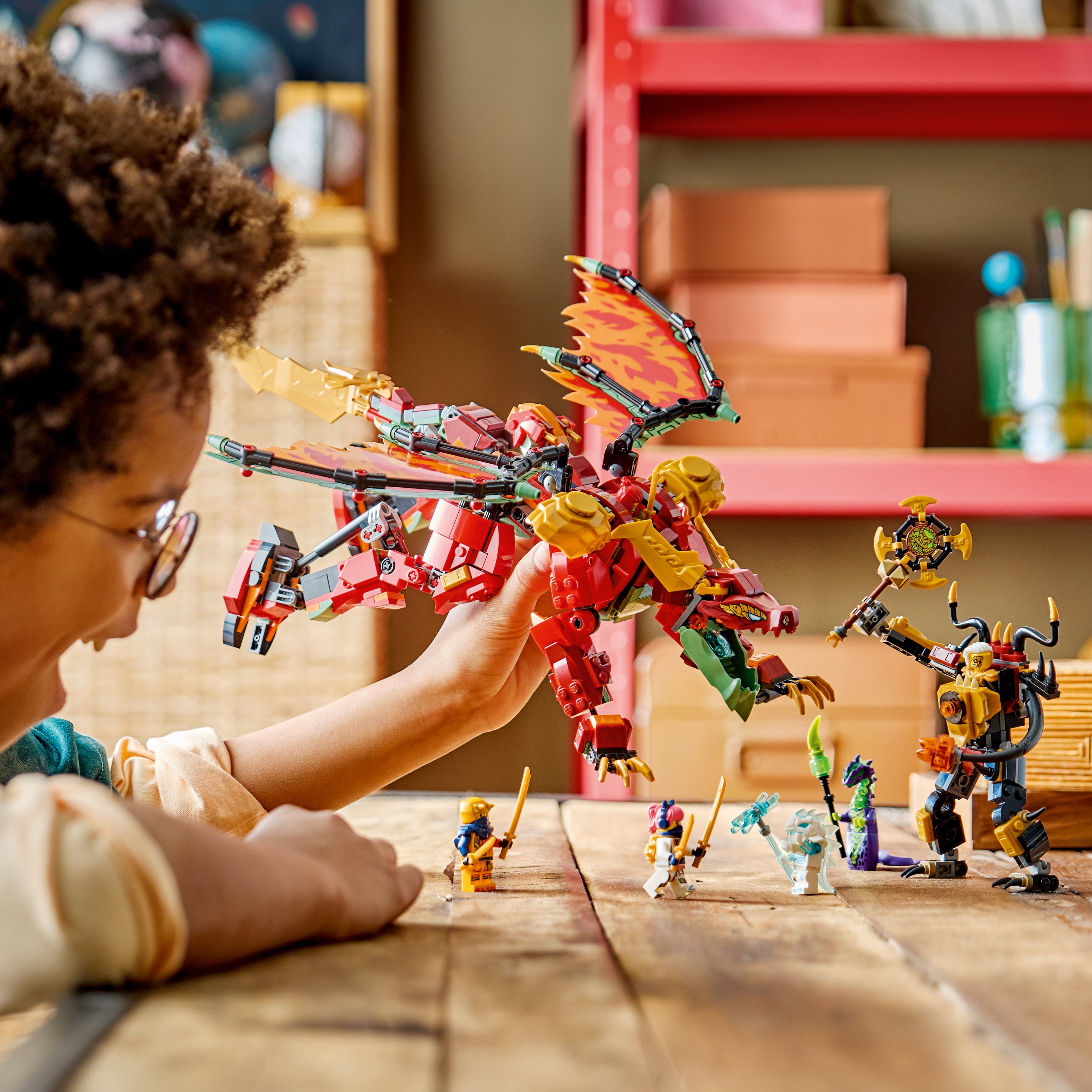 LEGO® NINJAGO® Transformujący smoczy mech Wyldfyre 71868