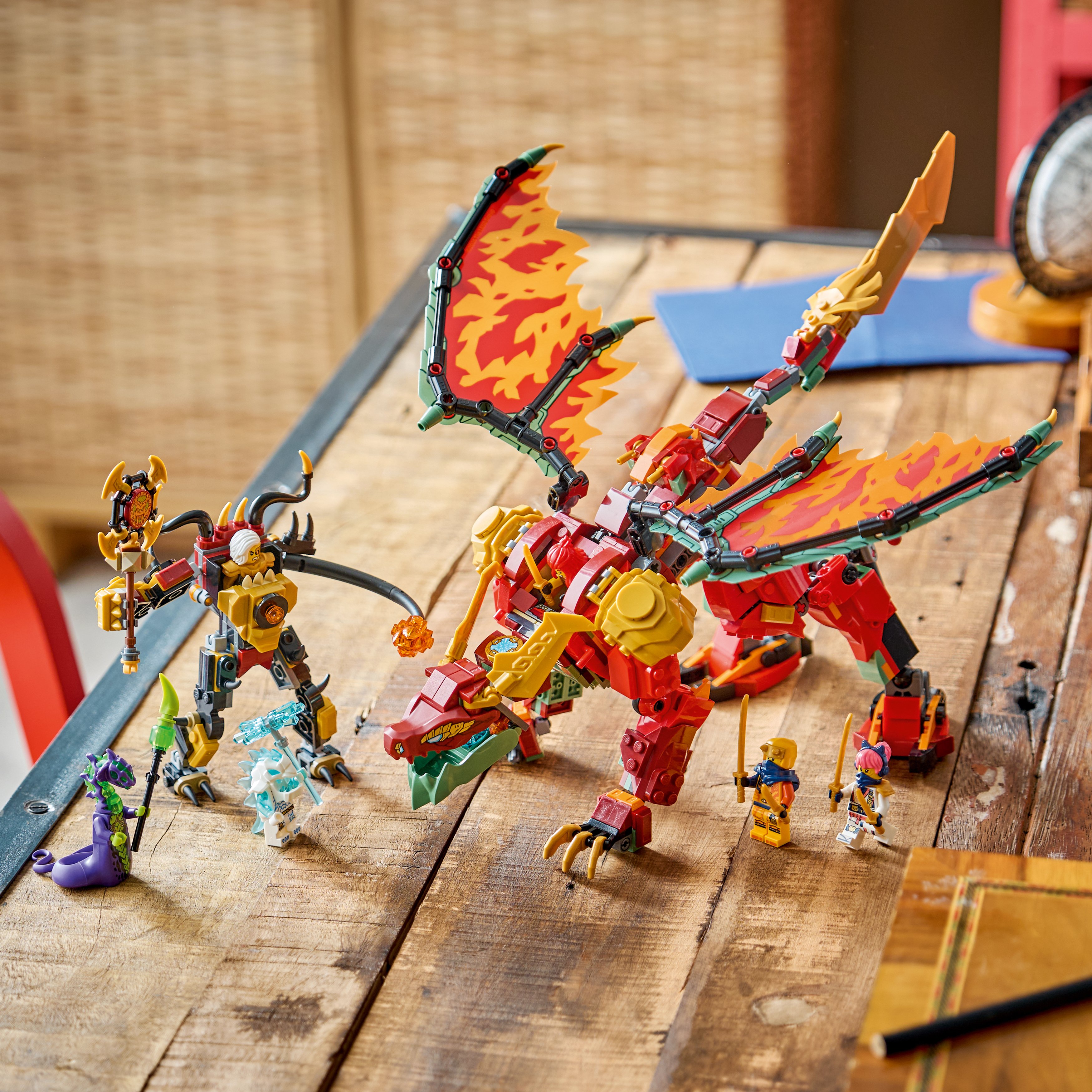 LEGO® NINJAGO® Transformujący smoczy mech Wyldfyre 71868