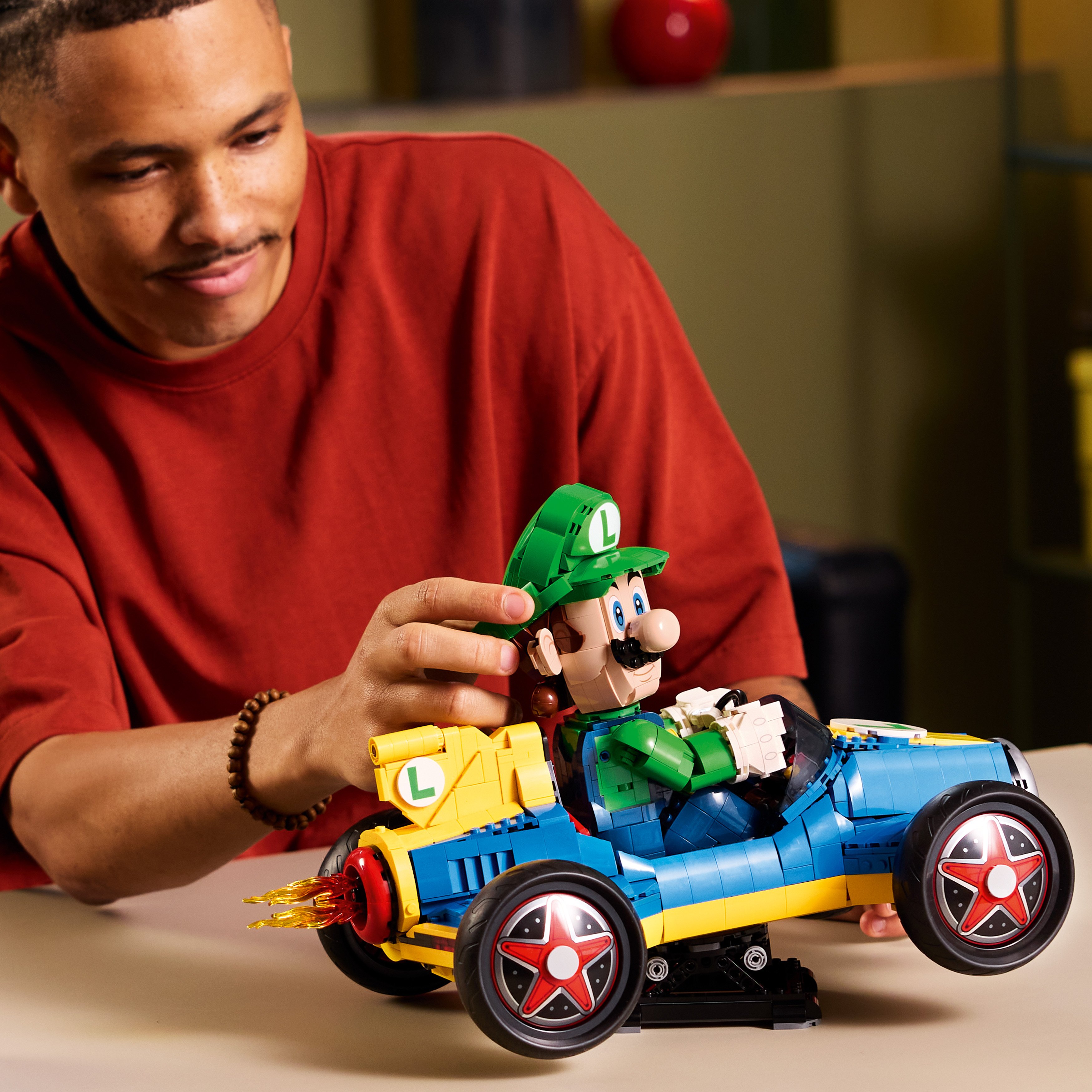 LEGO® Mario Kart™ — Luigi i Mach 8 72050, zestaw