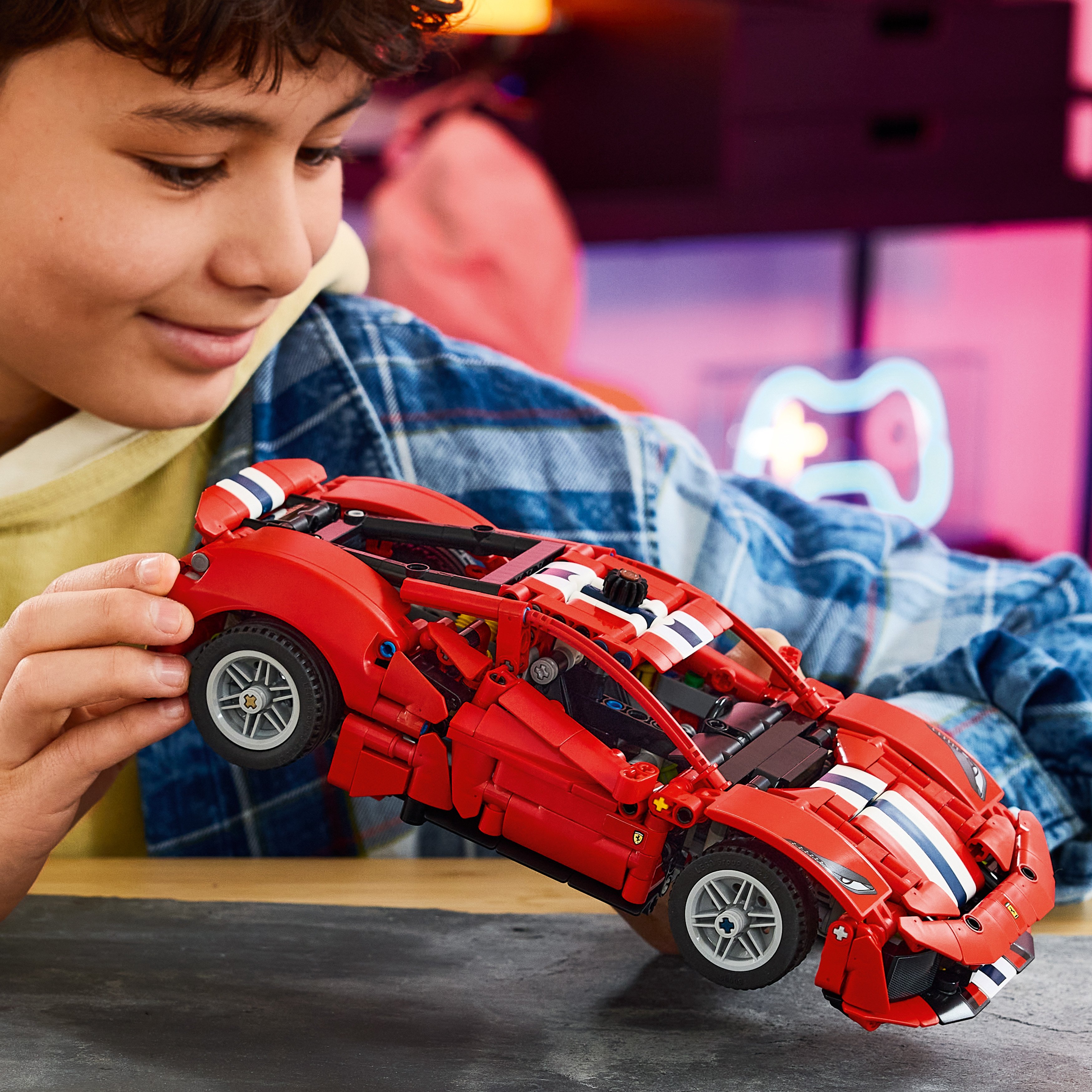 LEGO® Technic Samochód Ferrari 488 Pista 42235, zabawka konstrukcyjna