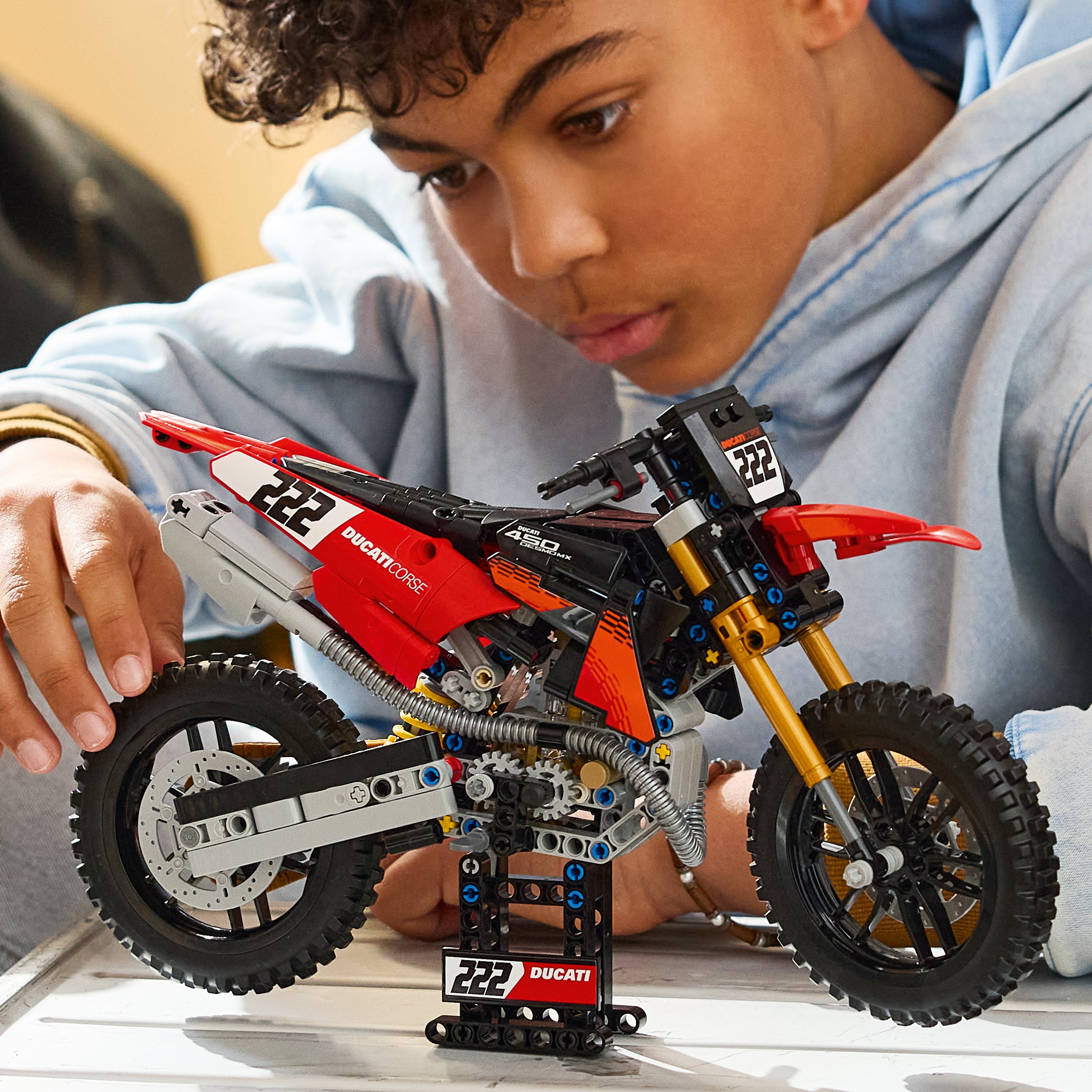 LEGO® Technic Motocykl Ducati Desmo450 MX Factory 42238