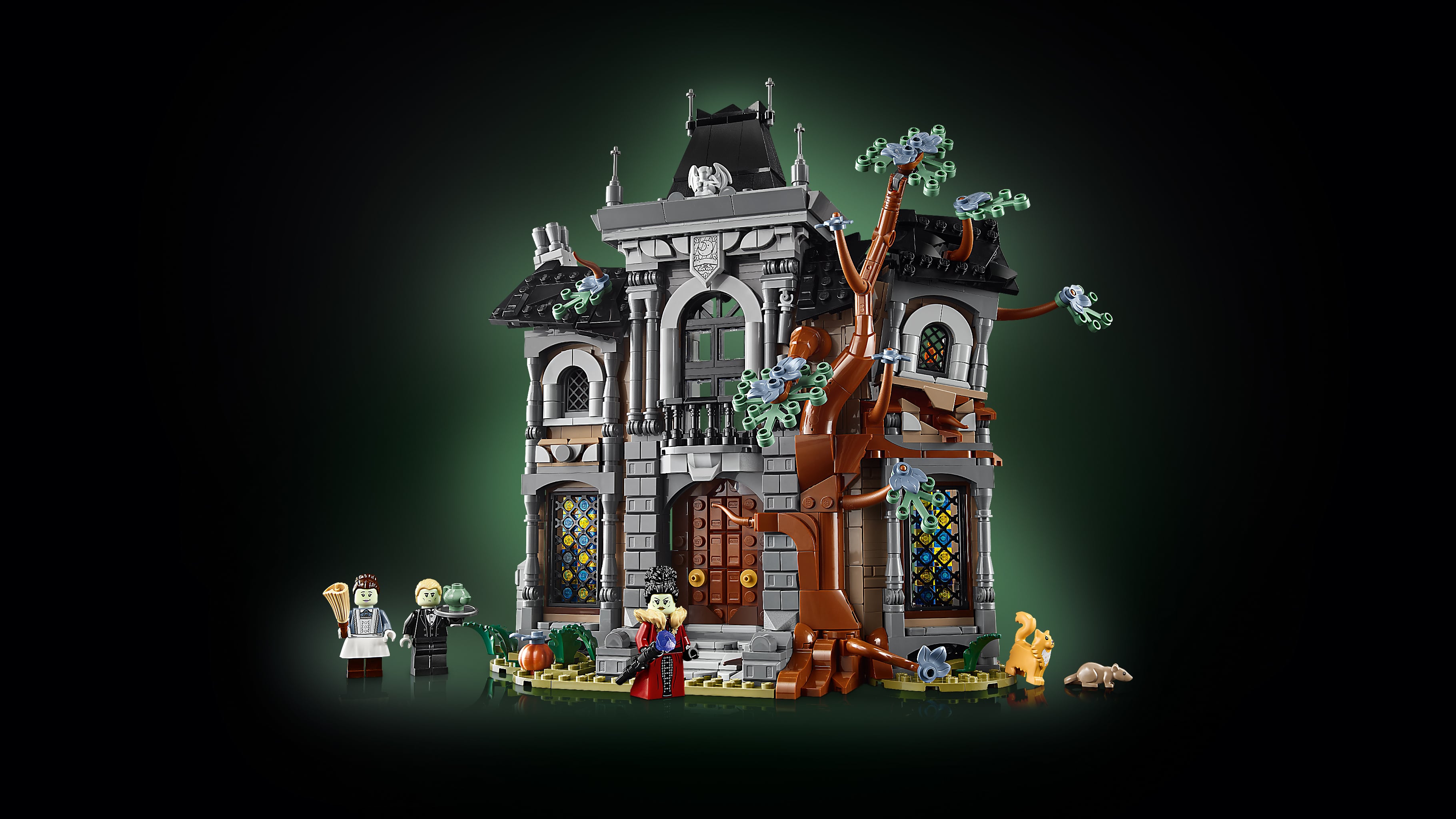 LEGO® Icons Rezydencja burmistrzyni 11383, ozdoba z osobliwą posiadłością
