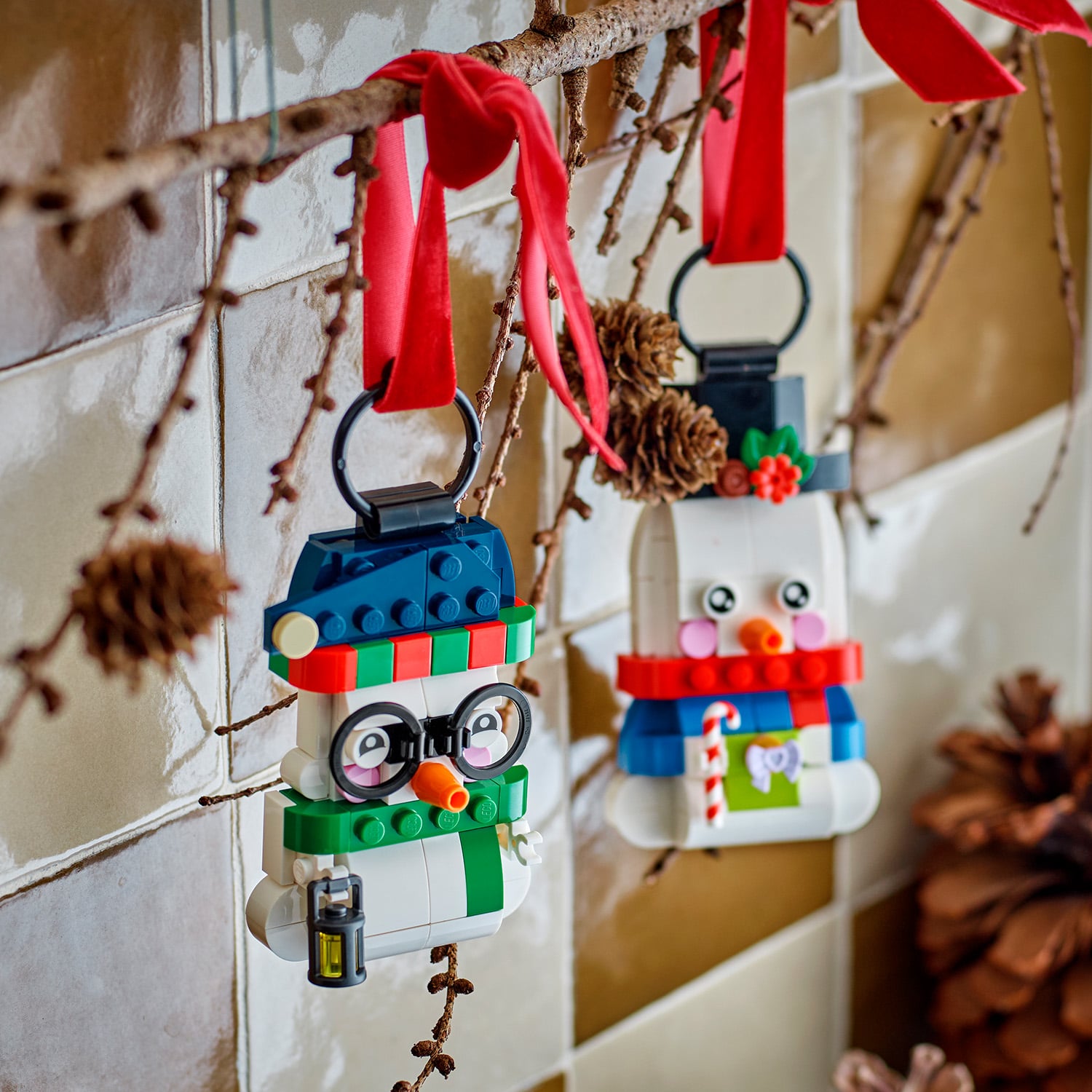 Dekoracje świąteczne LEGO® Ozdoby z bałwankami 40812, ozdoby na choinkę, prezent dla dzieci