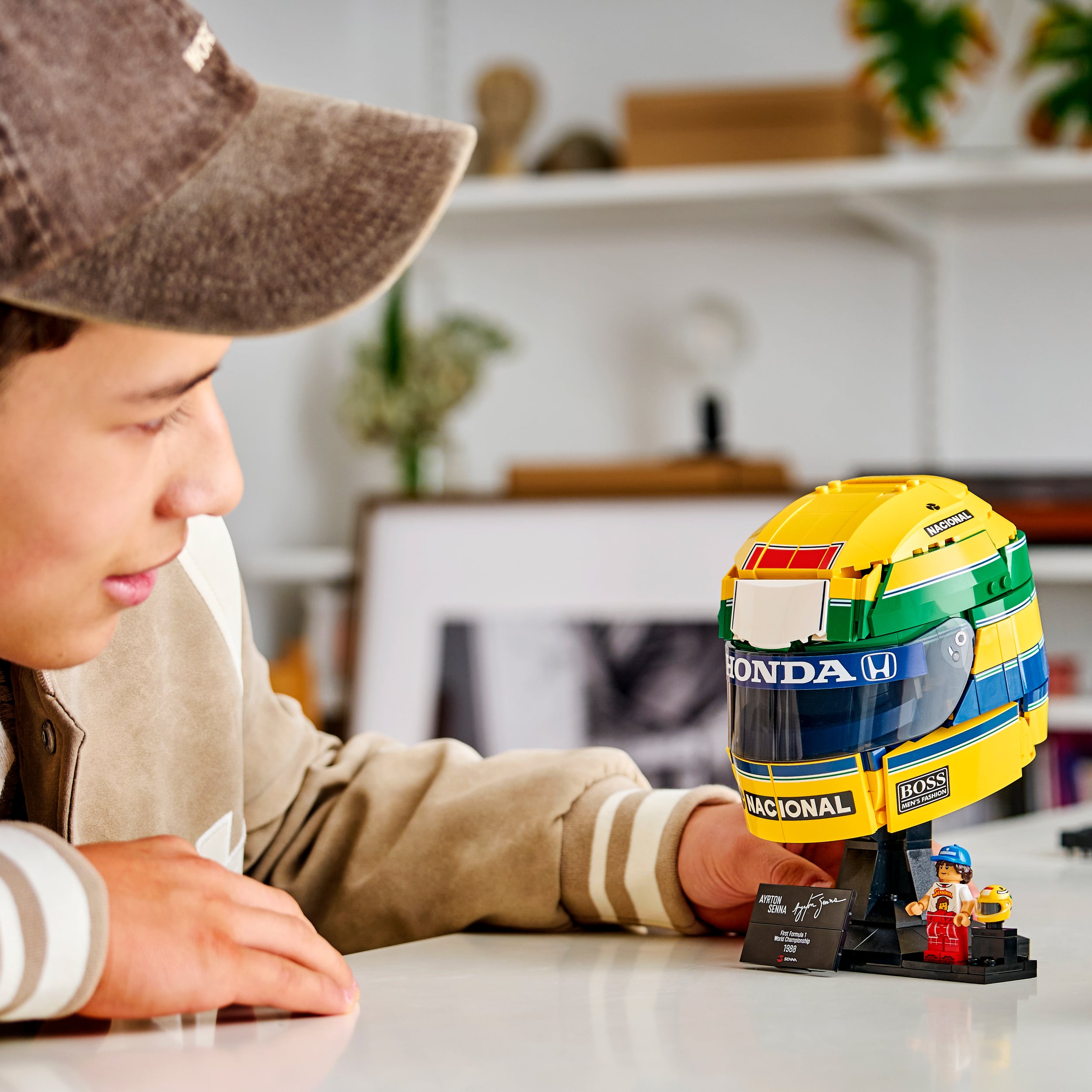 LEGO® Editions Kask Ayrton Senna 43024, zestaw konstrukcyjny
