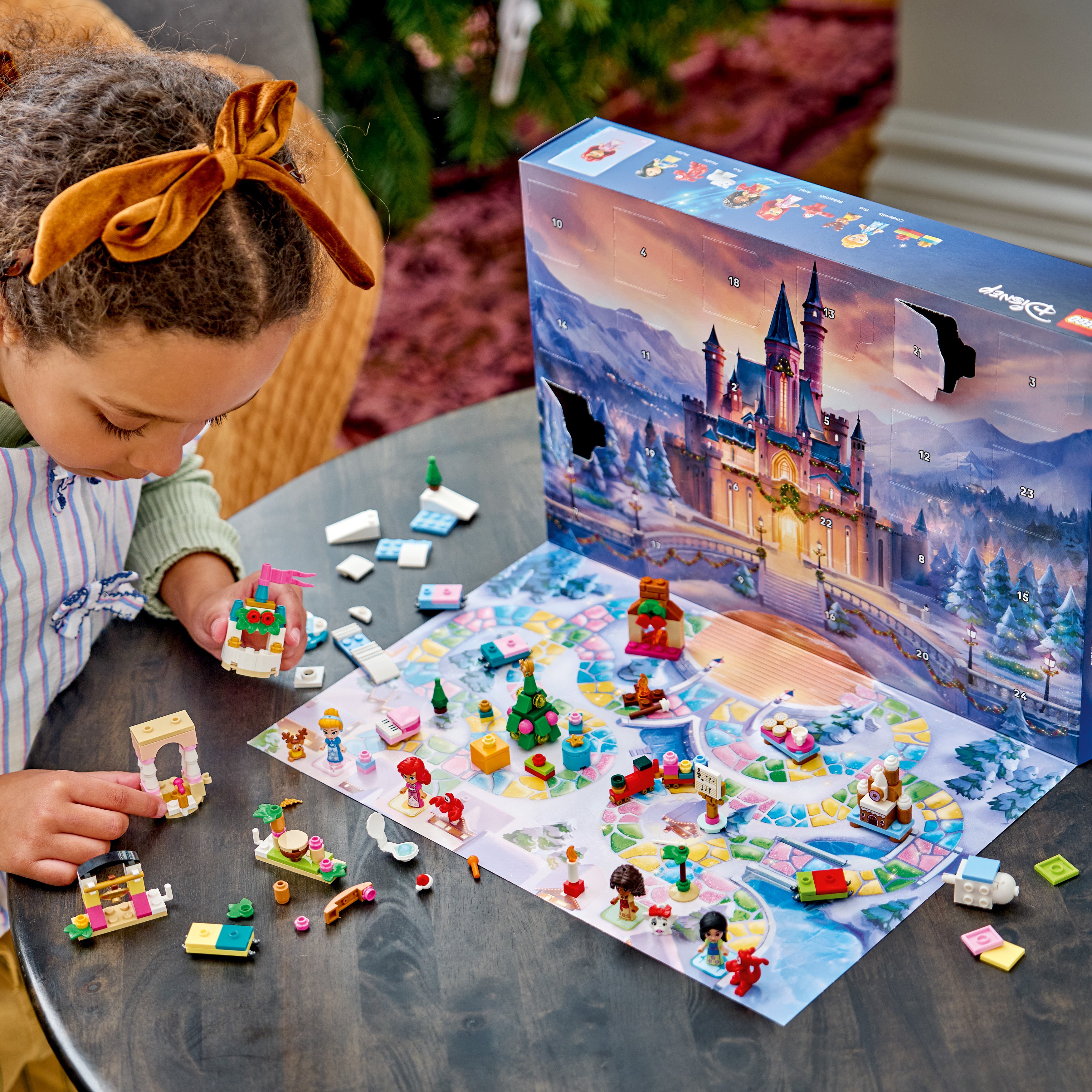 LEGO® ǀ Disney Princess Kalendarz adwentowy na 2026 rok 43298
