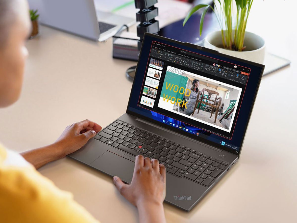 Lenovo ThinkPad E16 ekran