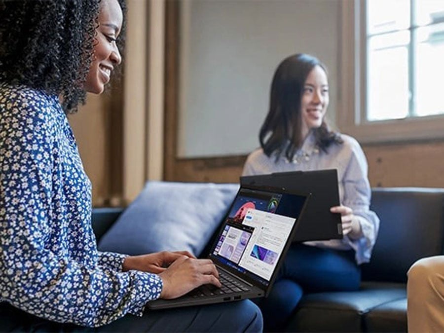 Lenovo ThinkPad T14s bok obudowy