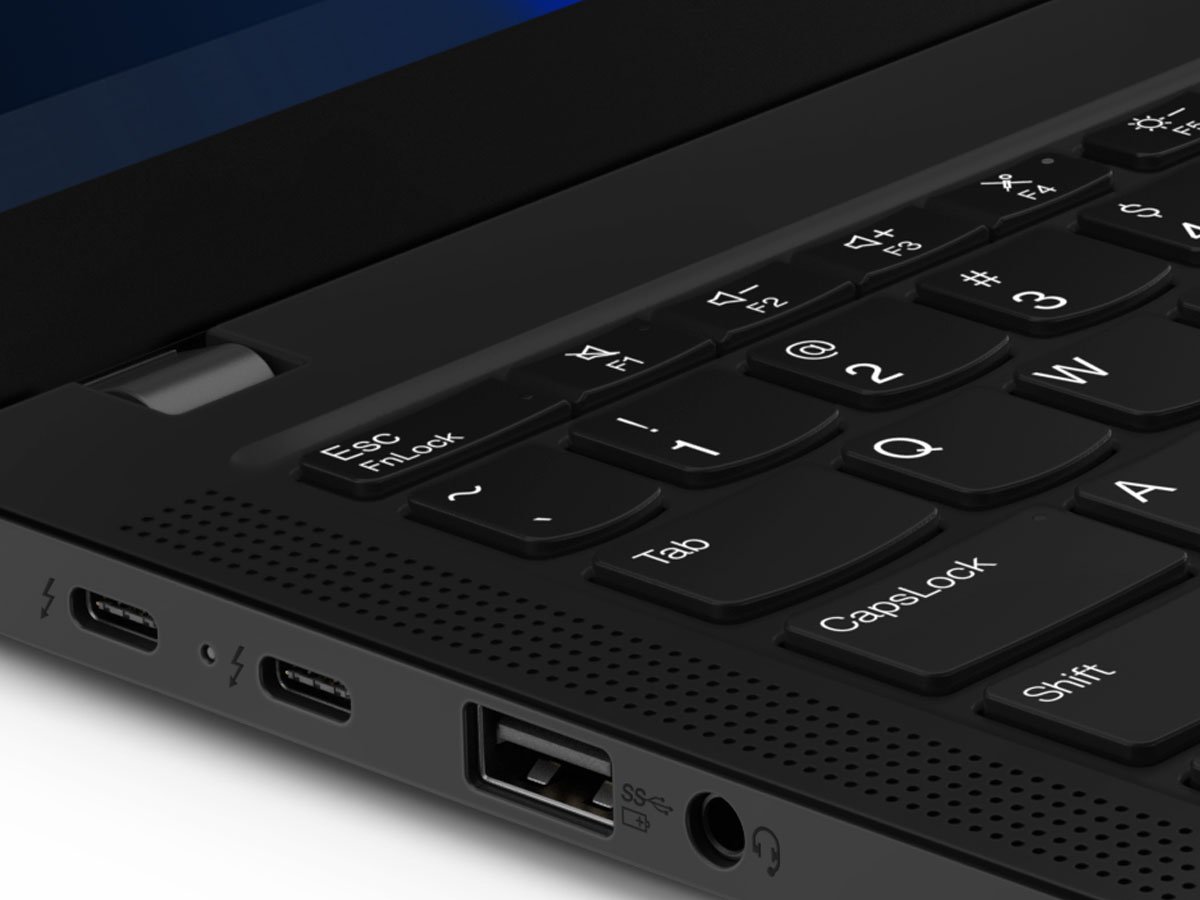 Lenovo ThinkPad X13 porty w obudowie