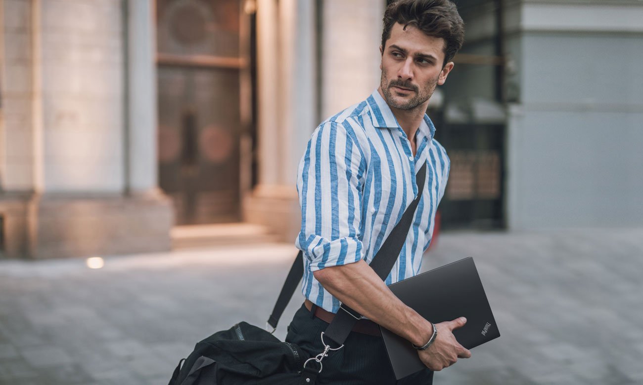 Niezwykle lekki i mobilny laptop