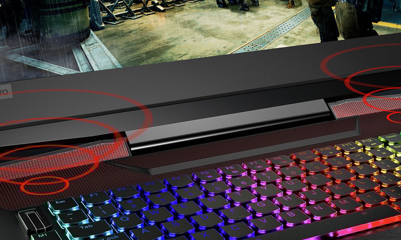 Lenovo Legion Y720-15 aluminiowa obudowa i port THUNDERBOLT