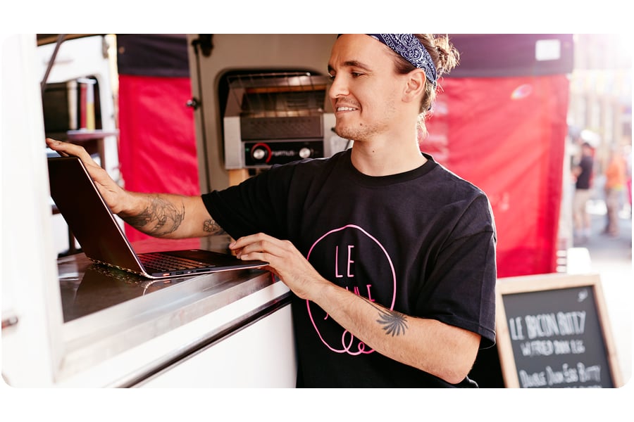 Lenovo Yoga 900 laptop