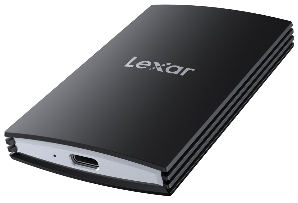 Dysk zewnętrzny Lexar ARMOR 700 Portable SSD - Widok od przodu pod kątem