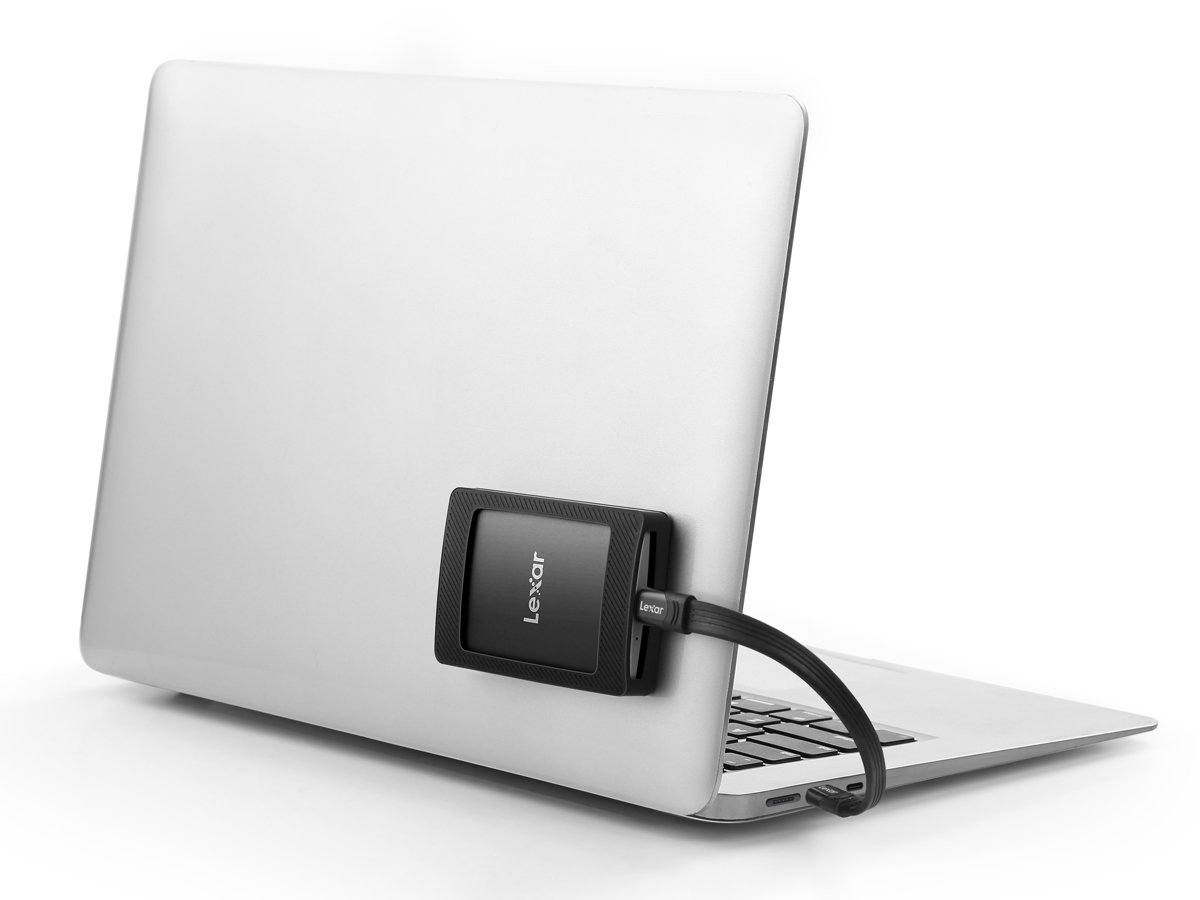 Dysk przenośny Lexar SL500 Portable SSD Magnetic - Grafika lifestyle