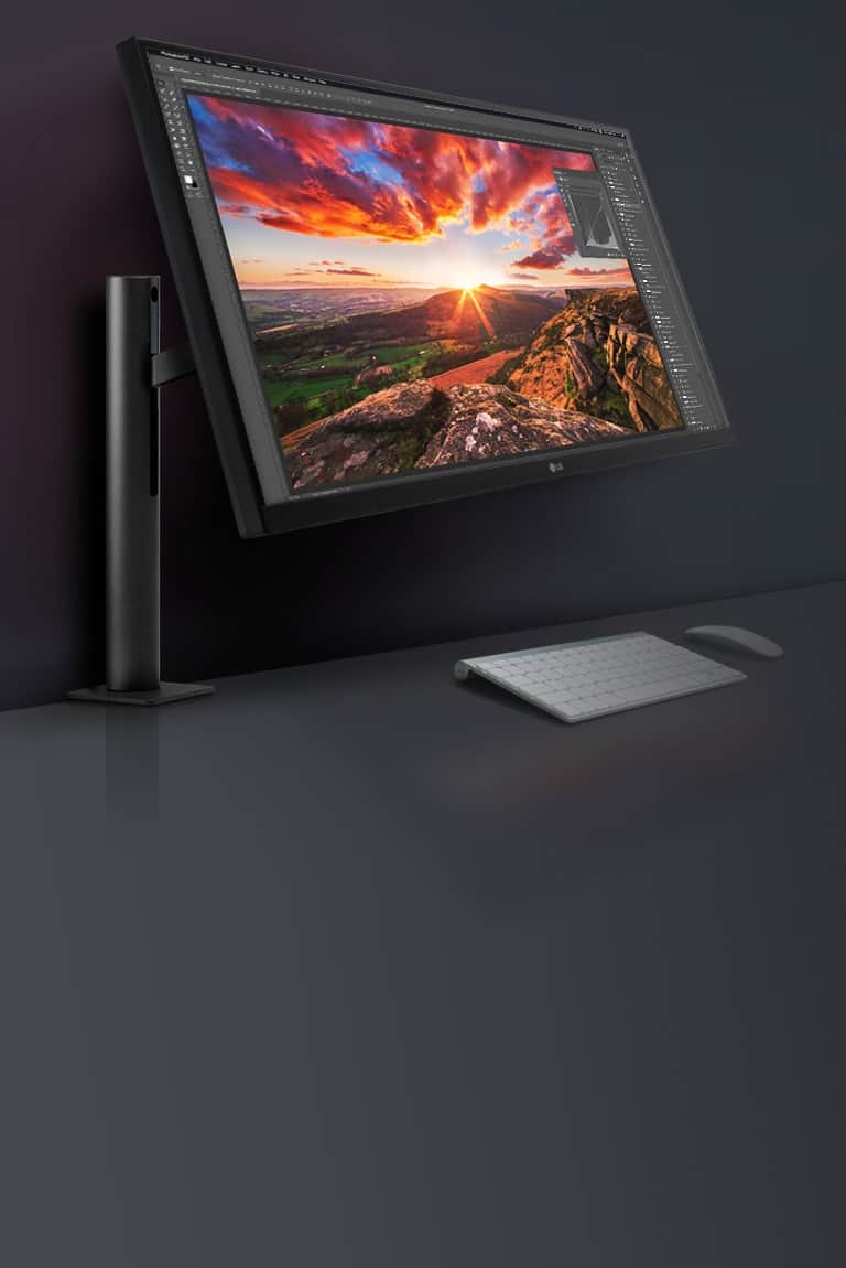 Monitor LG UltraFine™ Ergo w miejscu pracy