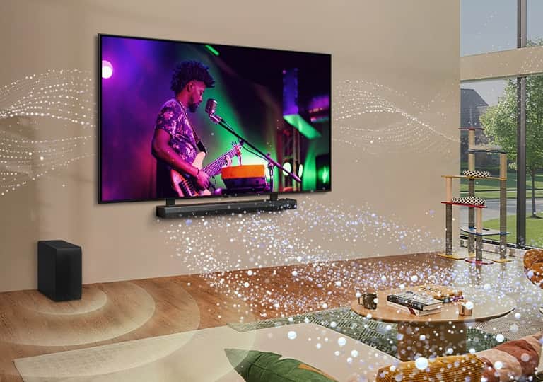 LG TV i LG soundbar zamontowane na ścianie w salonie i grafika o jasnym kształcie dookoła pokoju.