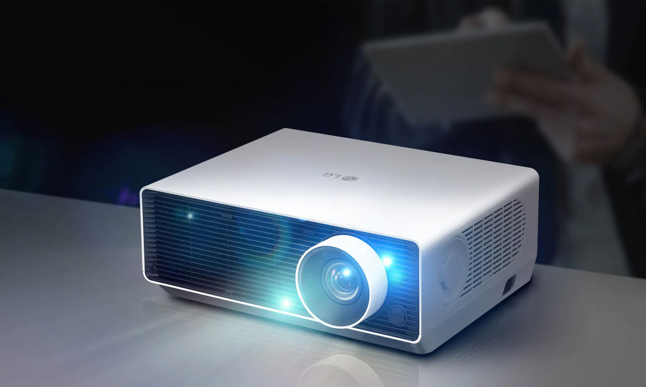 LG ProBeam BU50NST