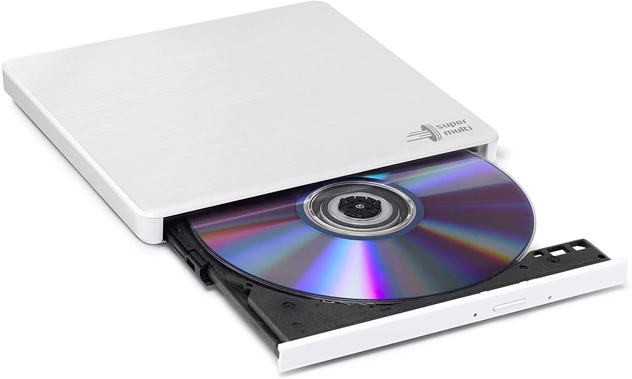 Externer DVD-Brenner LG GP60NW60 Slim USB Weiß - Vorderansicht im Winkel + geöffnete Schublade mit Disk