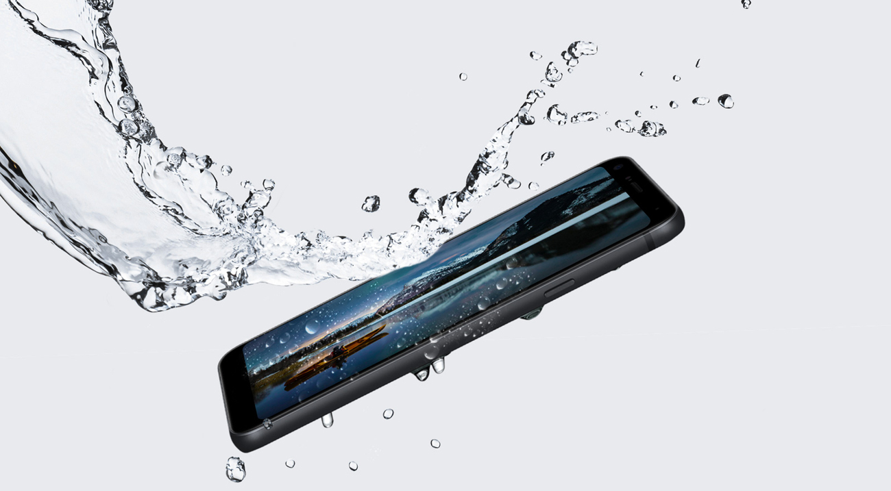 LG Q7 ip68 milSTD
