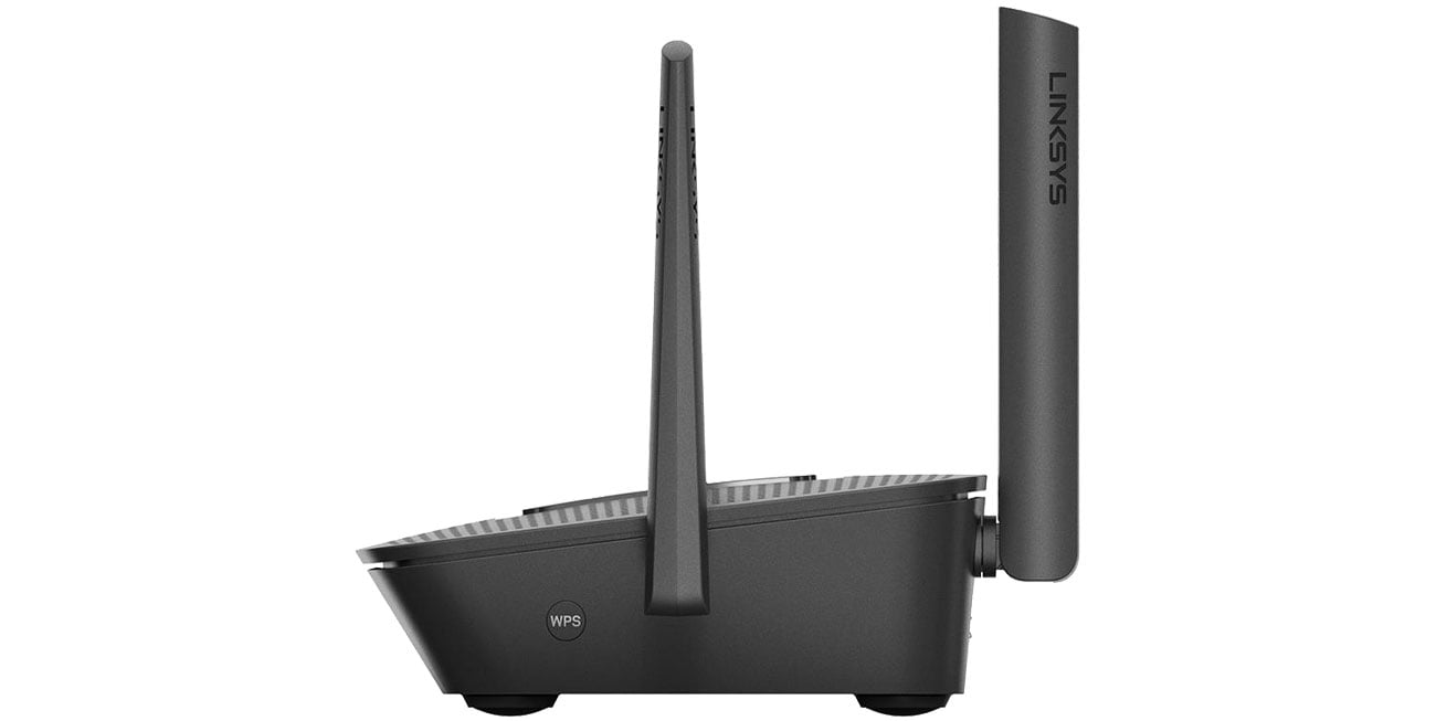 Linksys MR8300 - Widok z boku