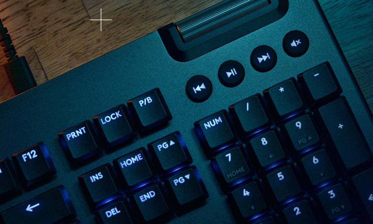 Logitech G915 X Tactile czarna