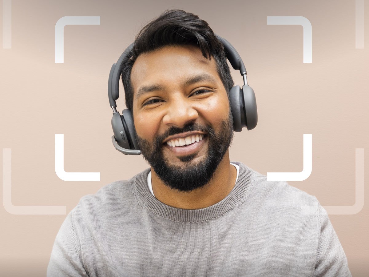 Kamera internetowa Logitech Brio 4K CR - Grafika lifestyle