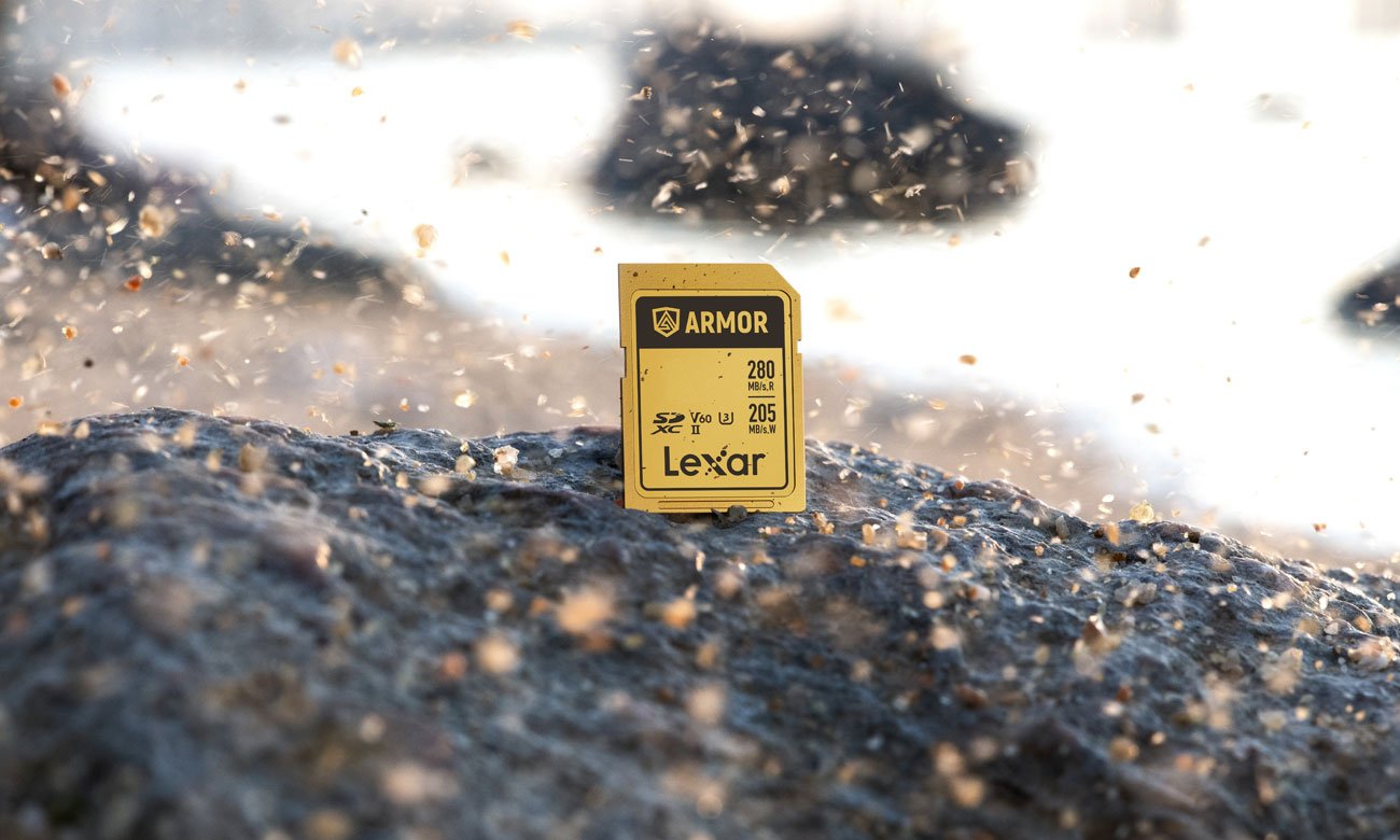 Karta pamięci Lexar 128GB SDXC ARMOR Gold UHS-II U3 V60 IP68 Stainless Steel