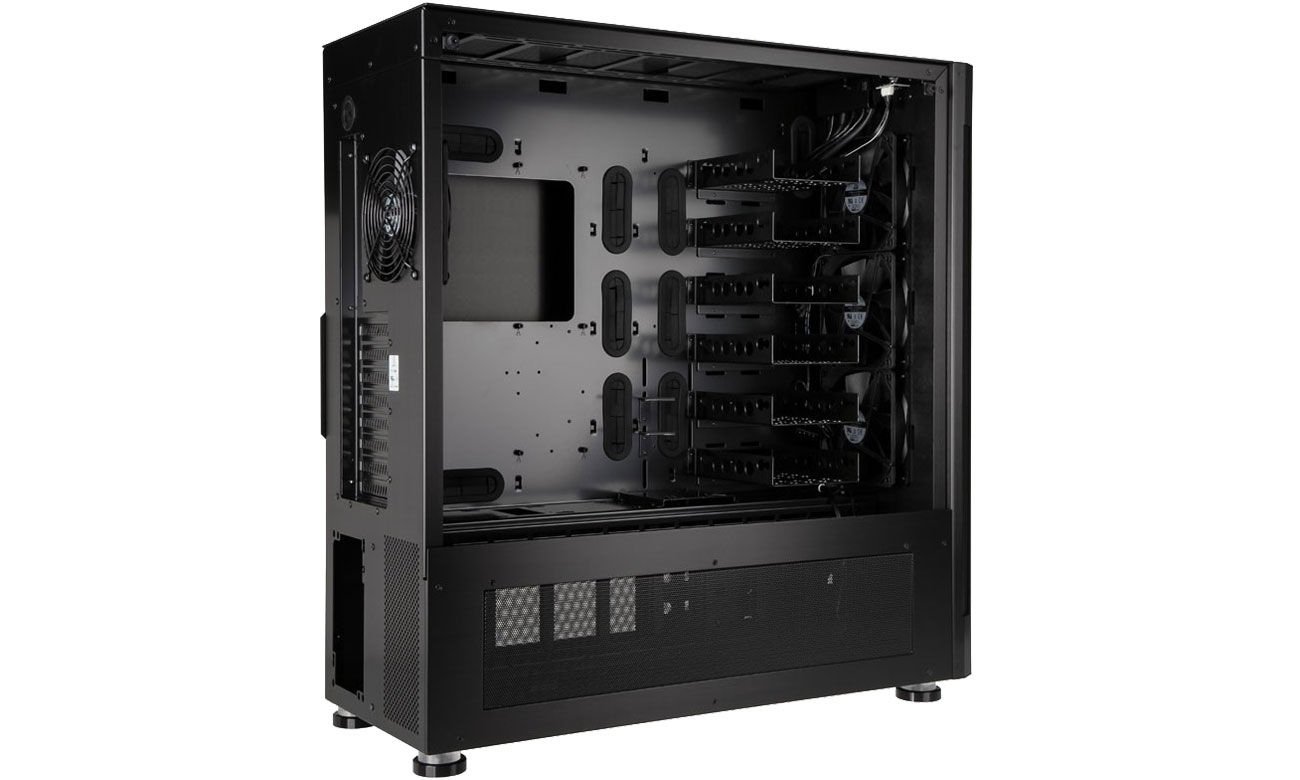 Lian Li PC-V3000WX Wnętrze