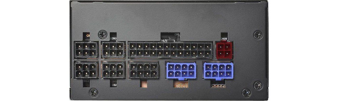 Lian Li 750W PE-750B Modularne okablowanie