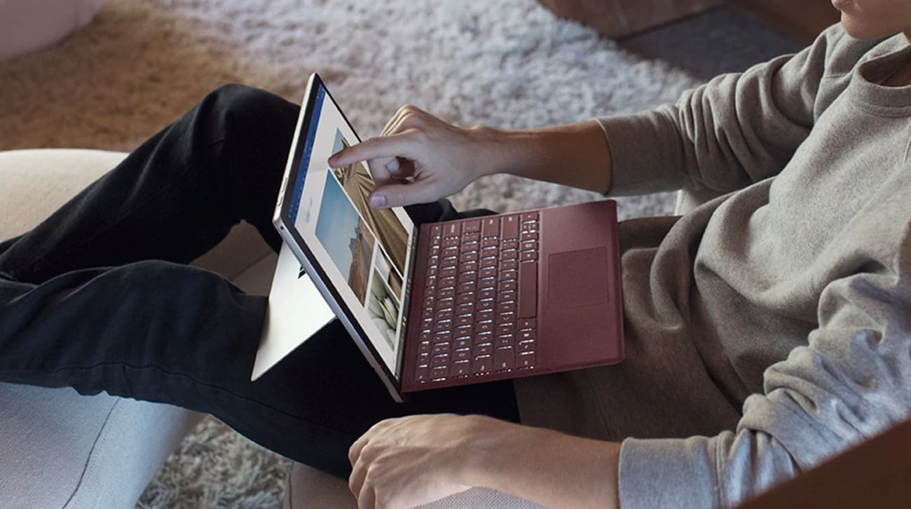 Microsoft Type Cover do Surface Pro Poppy Red