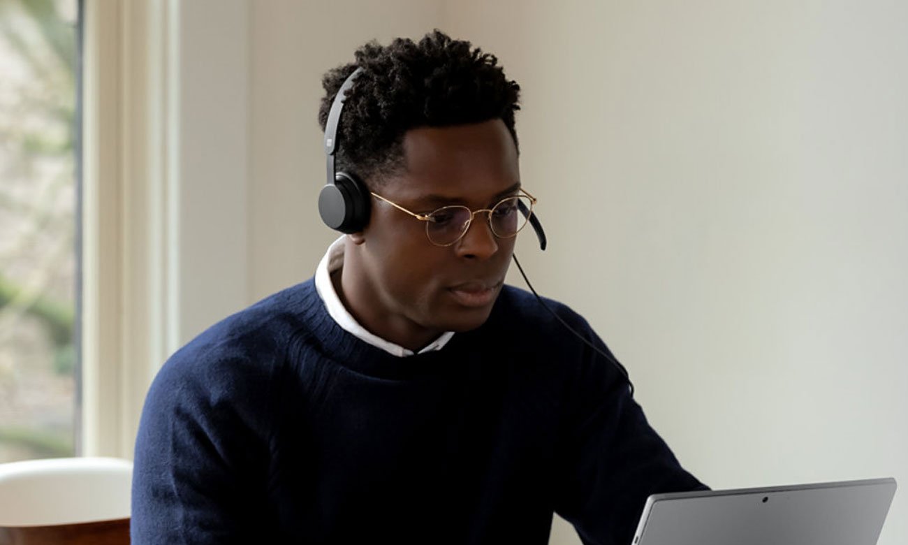 Zestaw słuchawkowy Microsoft Modern USB-C Headset - Mikrofon z redukcją hałasu otoczenia