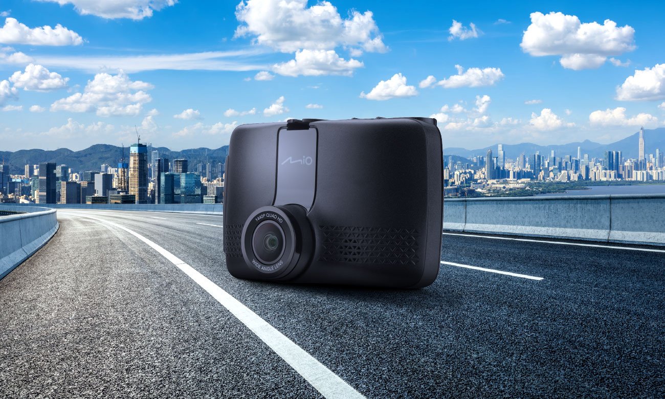 Wideorejestrator Mio MiVue™ 803W Pro - key visual