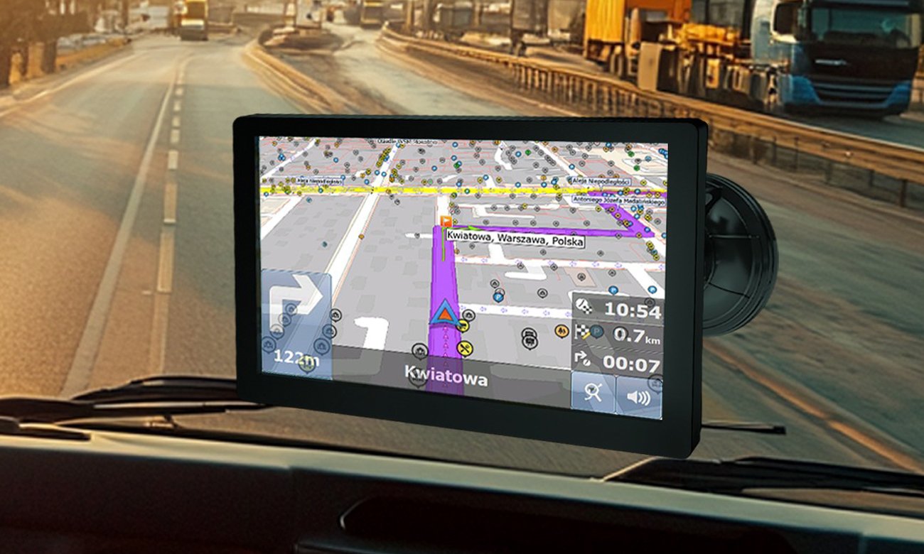 Nawigacja GPS MODECOM FreeWAY CX 9.0 - Grafika lifestyle