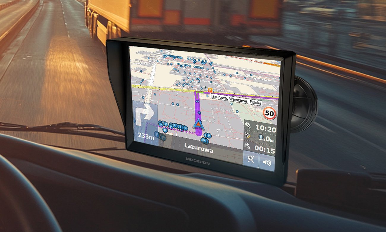 Nawigacja GPS MODECOM FreeWAY CX 9.3 PLUS - Grafika lifestyle