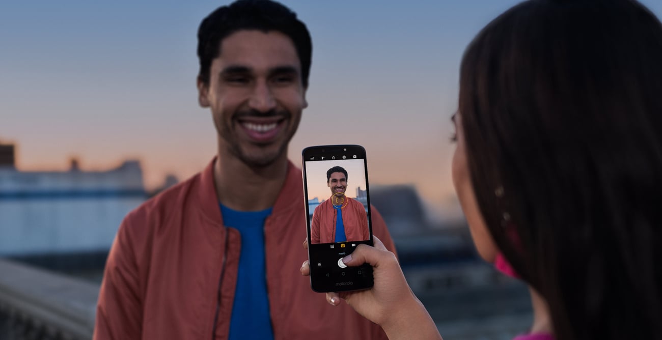 Motorola Moto E5 aparat 13 mpix pdaf hdr